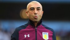 Астън Вила би шута на Ди Матео