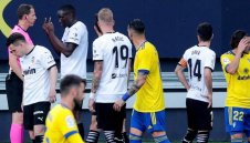 Без наказание за расиста от Кадис