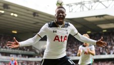 Тотнъм докопа първа победа