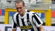 Киелини все по-близо до Висшата лига, вече учи английски