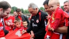 Преди 30 години Стоичков дразни Левски с №4 + ВИДЕО