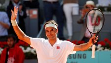 Федерер спаси два мачбола и закова победа №1200