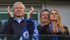 Ще фалира ли Челси? Замразиха банковите сметки на клуба