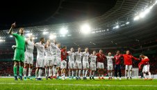 Луди паралели: Байерн ще грабне нов требъл