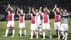 Аякс катурна белгийци за втора победа в ЛЕ + ВИДЕО