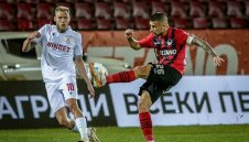 Ще изплува ли ЦСКА? Феновете се завръщат, червените се точат за дебютна победа при Томаш