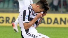 Трагичен Юве отново е на колене 