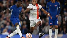 Богаташи! Английските клубове дадоха 2,36 милиарда за играчи