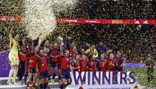 Испания срази Германия и триумфира с титлата в Лигата на нациите