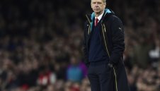 Венгер отсече: Титлата е далеч, дори и да бием Ман Юнайтед