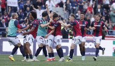 Сензацията Болоня напомня на шампионския отбор на Наполи