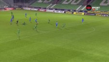 Срам или страх? Защо съдията вдигна скандалната засада на Левски + ВИДЕО