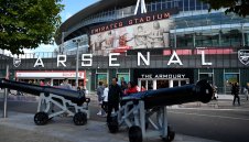 60 млн. паунда? Брайтън резна Арсенал за Кайседо