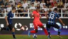 Интер надделя над ПСЖ след дузпи в Макао