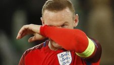 Руни изтрещя: Англия я чака светло бъдеще