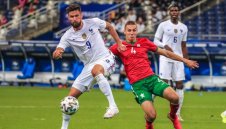 Гаджето на Вальо Антов пръска сексапил + СНИМКИ