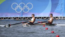 Опашкарите Божилов и Василев ще участват в репешажите