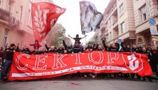 И "червените" заляха София преди Вечното дерби + СНИМКИ