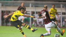 Босът на Дортмунд бесен на Милан заради Обамеянг