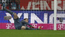 Пеп защити грешника Нойер: Не загубихме заради него