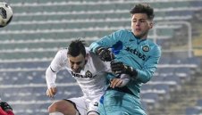 Вратар на Славия се нареди до Донарума, Санчо и Де Лихт