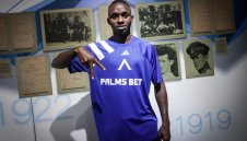 ОФИЦИАЛНО: Нигериецът Икенна подсили Левски