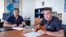 Официално! Левски „върза“ играч на ключов пост