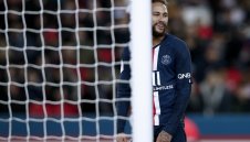 Напрежение в Париж: Неймар отказа да намали заплатата си в ПСЖ