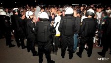 Спряха английски футболни хулигани