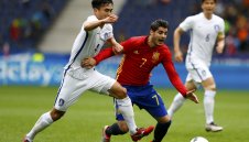 Мората свел избора си до Челси и Ман Юнайтед