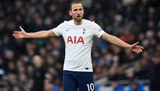 Феновете на Шпорите се смеят на Кейн