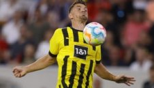 Турски гранд пазарува от Дортмунд