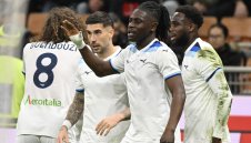 Дузпа в 98-ата минута обрече Милан на трета поредна загуба