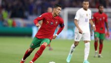 Защо онлайн букмейкърите предлагат толкова много бонуси?