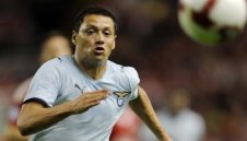 Игли Таре: Сарате няма да ходи в Арсенал