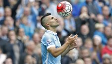 И Кун сравни Меси и Роналдо