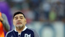 Марадона поема Испания?