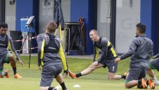 Недялков дебютира за Лудогорец срещу Йънг Бойс