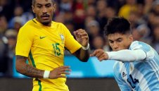 Паулиньо се натиска на Барса + СНИМКА