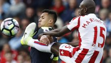 Порто продаде Мартинс Инди на Стоук