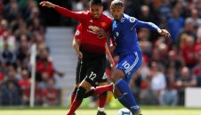 Рома спасява Смолинг от Ман Юнайтед