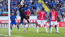 Апоел не "върза" 3 паса, шансът за Левски остава същият