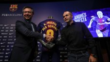 Иниеста: Никога не съм мислил да напусна Барса 