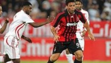 Милан бие 2:0 ОАЕ