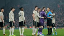 Червените дяволи се нуждаят от 5-6 нови