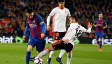 Меси преподписва през май