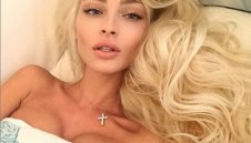 Топ модел прелъсти 17-годишен пилот + СНИМКИ