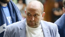 Левски яде пердах, Тити Папазов призна за разлика в класите