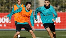 Радост в Реал! Роналдо тренира на пълни обороти преди "Ел Класико" + СНИМКИ