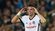 Рендето Пепе е свободен агент, но в Барса не искат да чуят за него